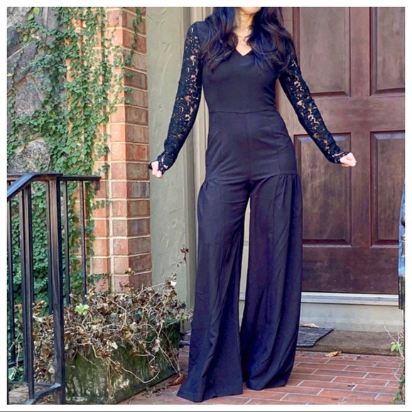 ✨LAST 1✨Black stunning wide leg lace trim jumpsuit - Picture 6 of 8